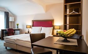 Point Hotel Apartments And Rooms